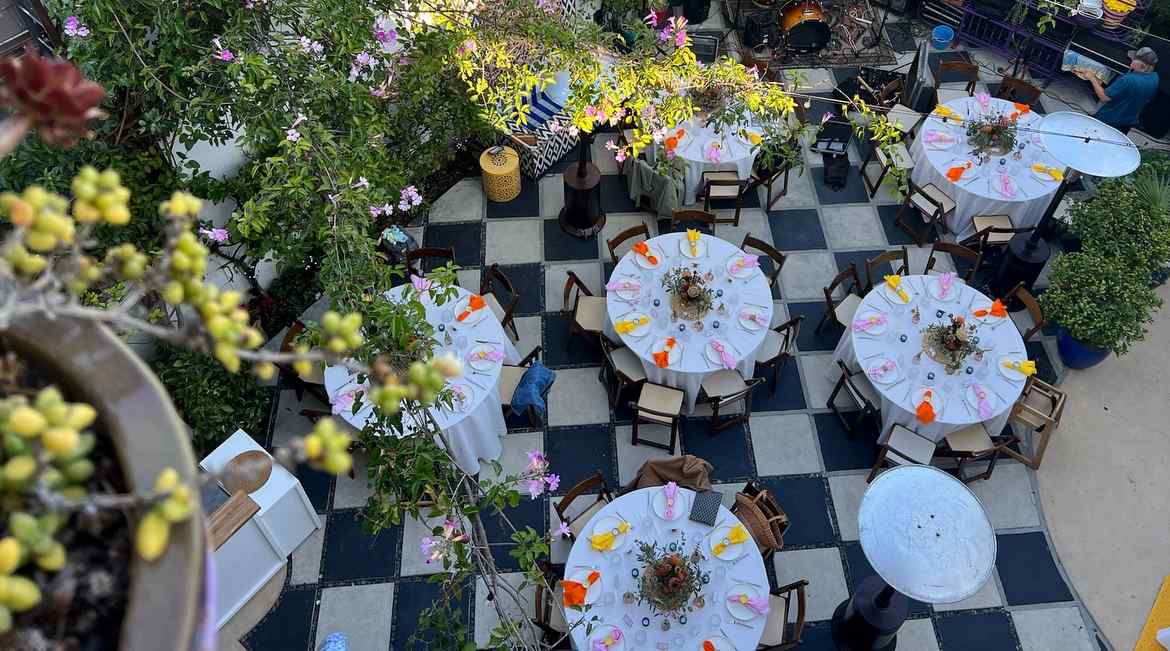 el zapato courtyard looking down